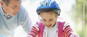 Vor allem jüngere Kinder müssen das gleichzeitige Treten, Lenken und Balancieren noch lernen.